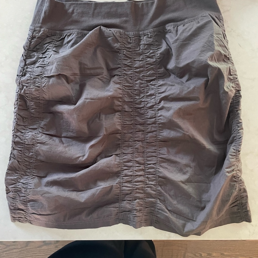 Elegant Gray Women's Skirt